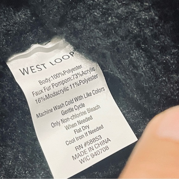 WEST LOOP Black Pom Beanie Hat Ladies One Size - Picture 3 of 4